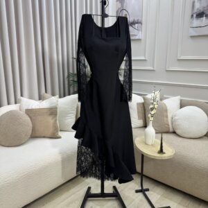 فستان اسود قصير
